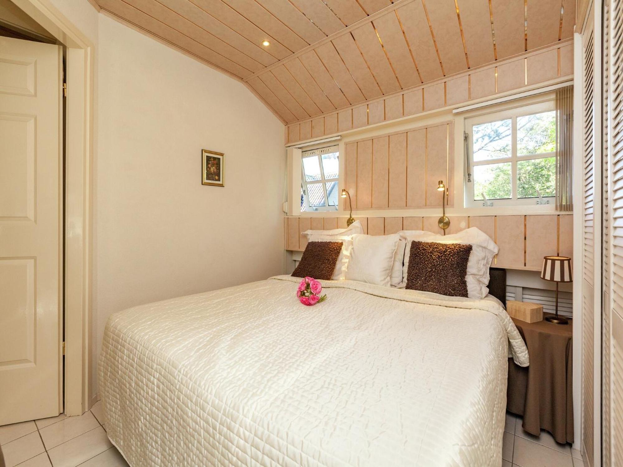 Quaint Apartment In Oostkapelle Zealand With Terrace Eksteriør billede