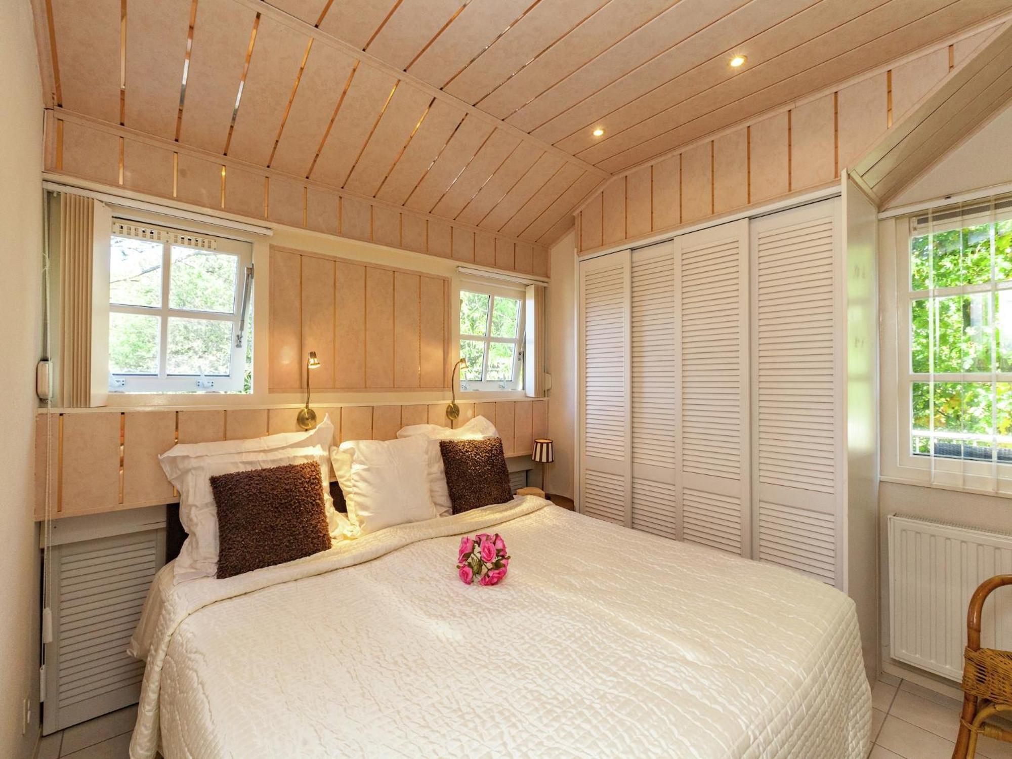 Quaint Apartment In Oostkapelle Zealand With Terrace Eksteriør billede