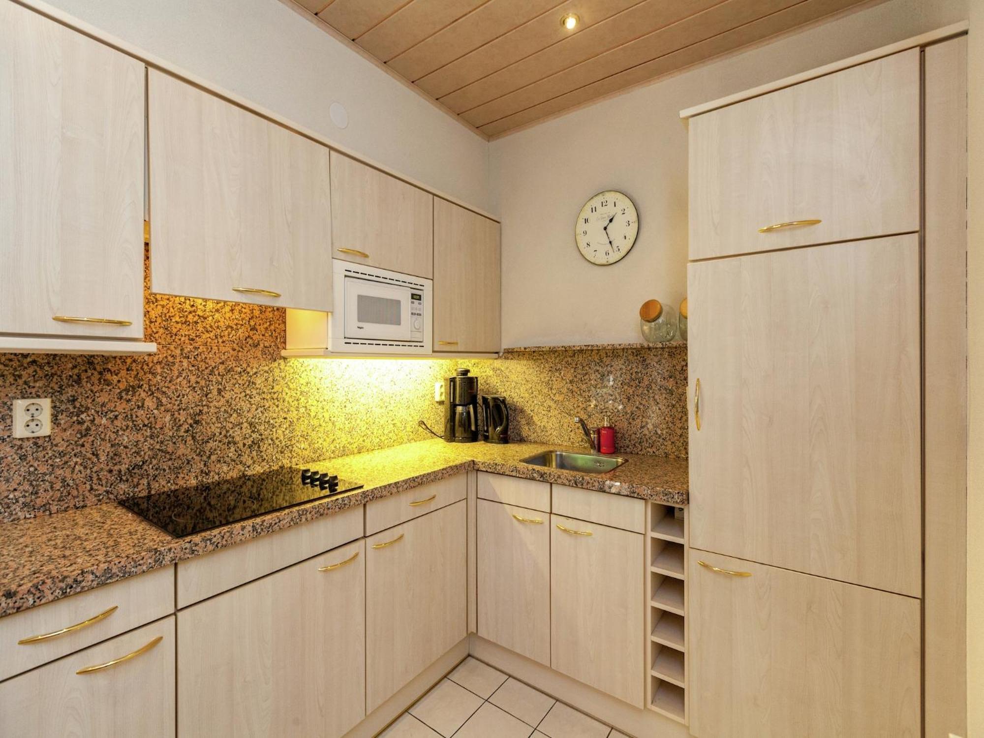 Quaint Apartment In Oostkapelle Zealand With Terrace Eksteriør billede
